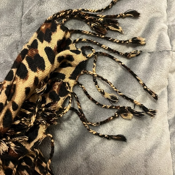 Scarf Bundle - Picture 4 of 4